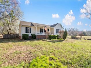 3230 Meadow Rd, Sandston, VA 23150