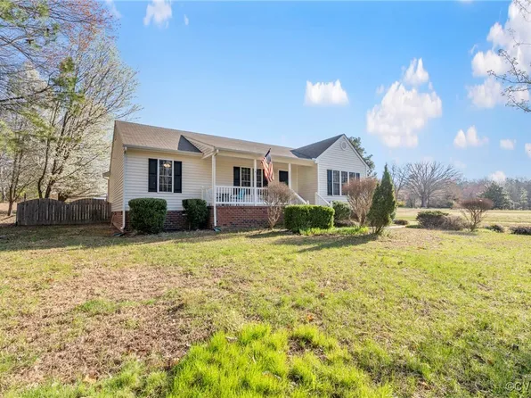 3230 Meadow Rd, Sandston, VA 23150