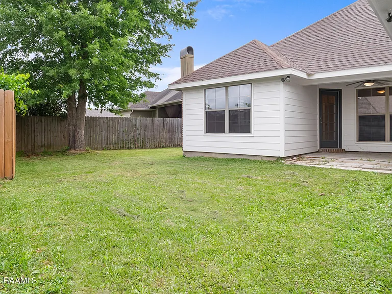 106 Country Mile Dr — Photo 24