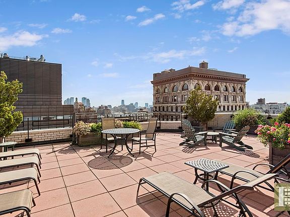 4th image of 69 5th Ave APT 6A