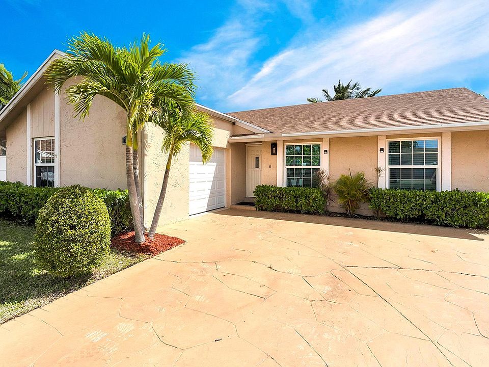 1st image of 714 SW 75th Way