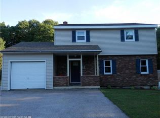 18 Seekins St, Bucksport, ME 04416