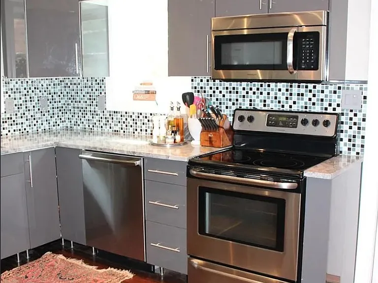7924 Delmar Blvd — Photo 6