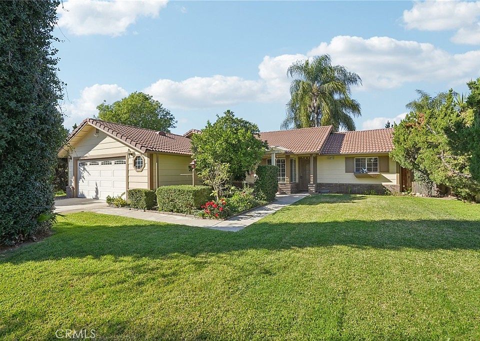 1st image of 1011 Gail Ave