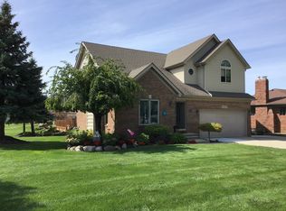 35845 Kelly Rd, Clinton Township, MI 48035