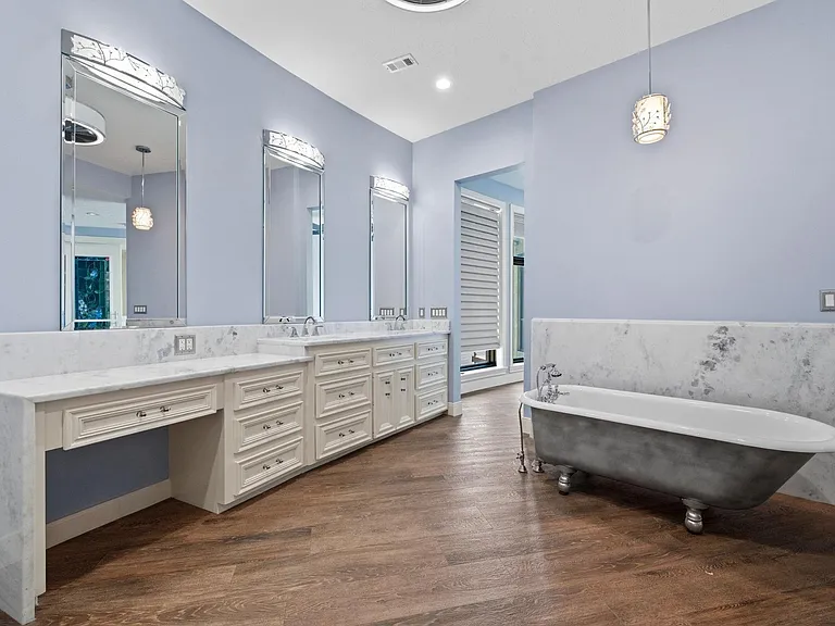 11707 Edgewater Ct — Photo 14