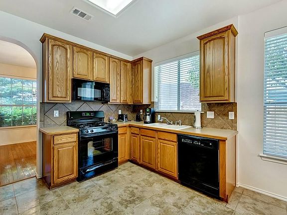 5th image of 9960 Gessner Dr