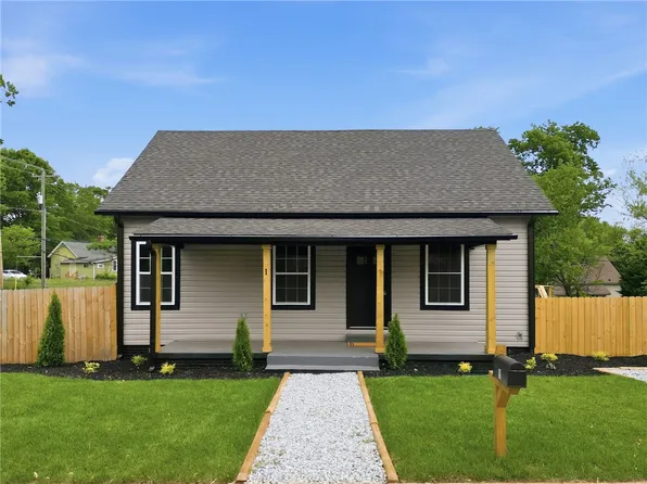 1 E 5th St, Greenville, SC 29611
