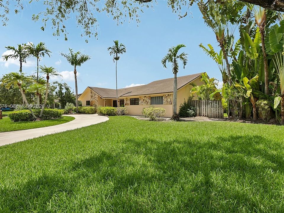 1st image of 10501 SW 140th St