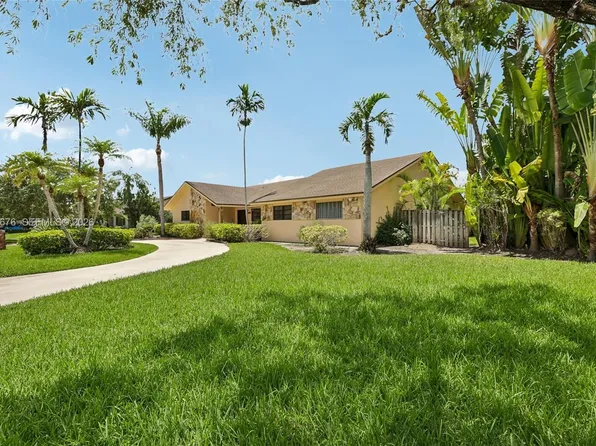 10501 SW 140th St, Miami, FL 33176