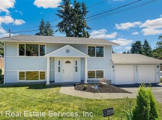 17833 Spruce Way, Lynnwood, WA 98037