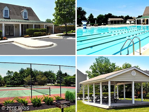 Amenity Rich Farmington Village w/ Clubhouse Pool