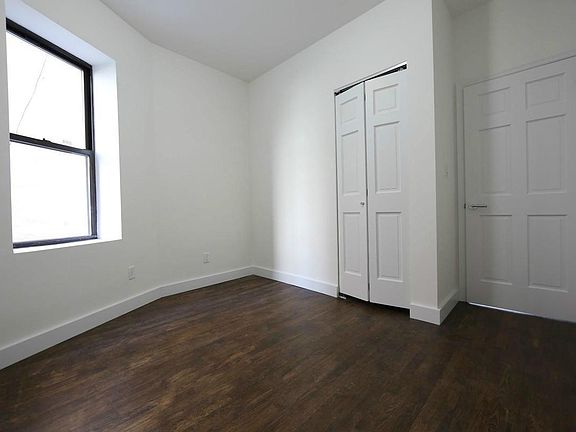 2nd image of 504 Manhattan Ave APT 1F