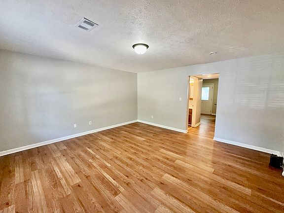 5th image of 1006 Brooklyn Blvd