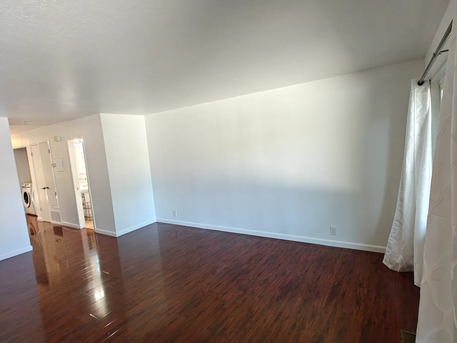 2 bed, 1.5 bath, $3,995 — Photo 3