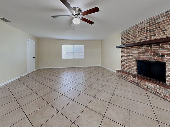 4th image of 1175 Luke Ave