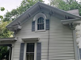 1 Main St #1, Lenox, MA 01240