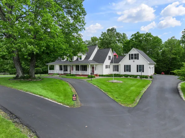 1593 Us Highway 460 W, Frenchburg, KY 40322