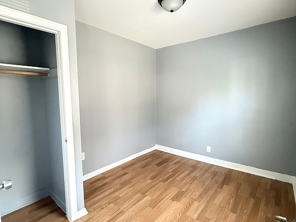 3rd image of 65 Madison St Floor 1