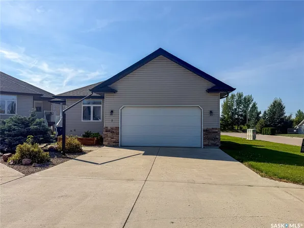 7 Fairway Court, Meadow Lake, SK S9X 1Z9