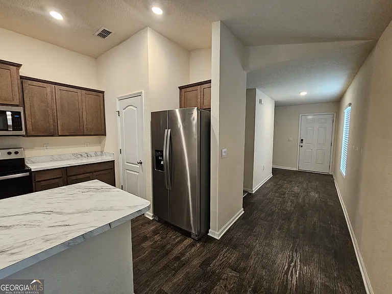 137 Teakwood Dr — Photo 16