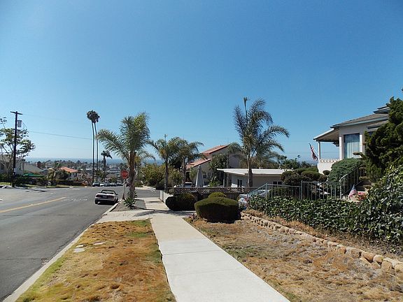 3rd image of 4584 Newport Ave
