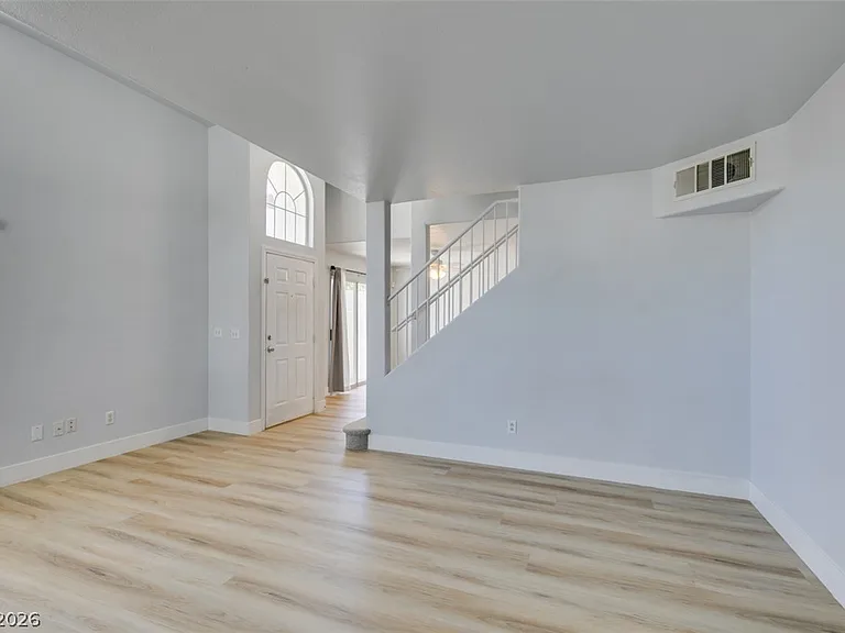 199 Oro Canyon St — Photo 10
