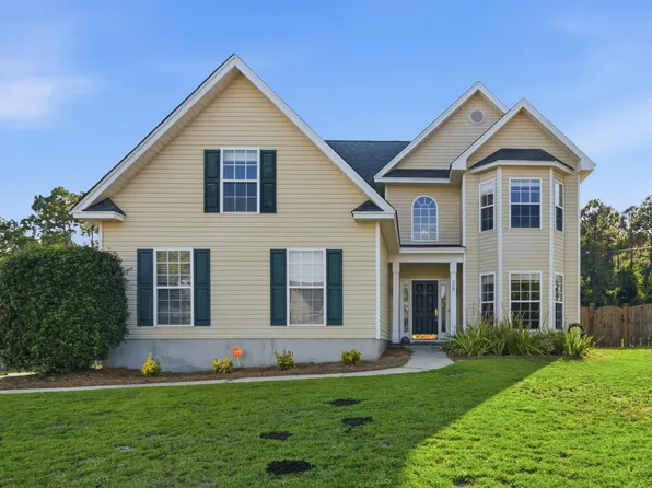 208 Timber Chase Ct, Lexington, SC 29073