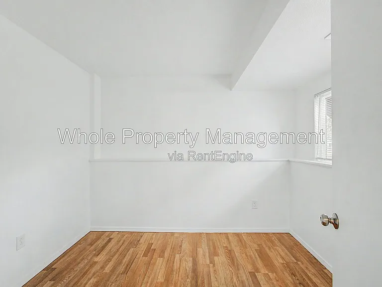 3731 Shefield Dr — Photo 10