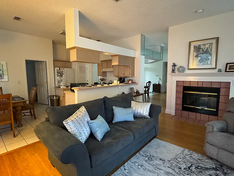 613 Cherry St — Photo 23