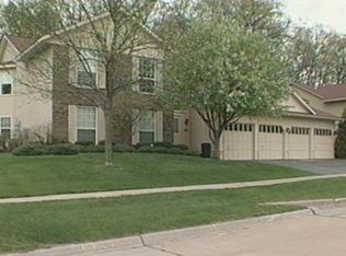 3915 Lexington Dr NE #2, Cedar Rapids, IA 52402