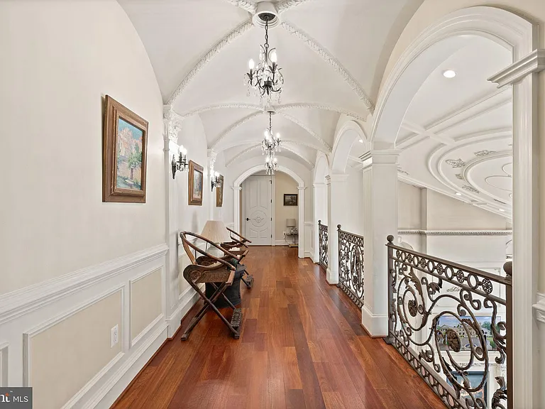 938 Peacock Station Rd — Photo 35