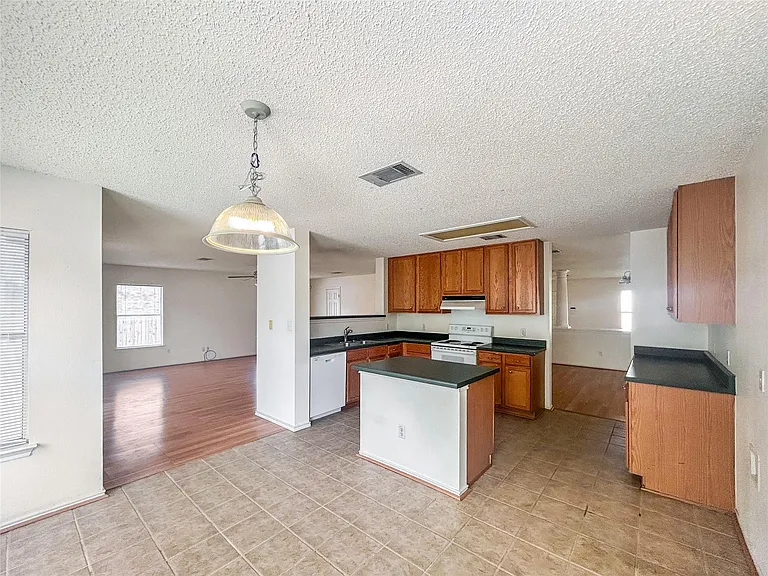 12951 Dionysus Dr — Photo 9