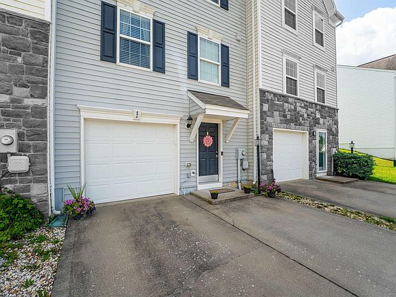 3rd image of 496 Watson Dr