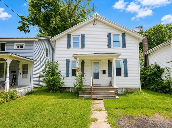 205 E Elisha St, Waterloo, NY 13165