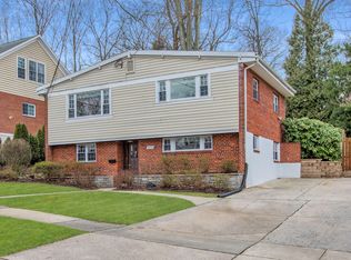 9514 Pin Oak Dr, Silver Spring, MD 20910