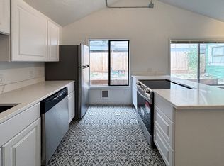 734 E 14th Ave APT C, Eugene, OR 97401