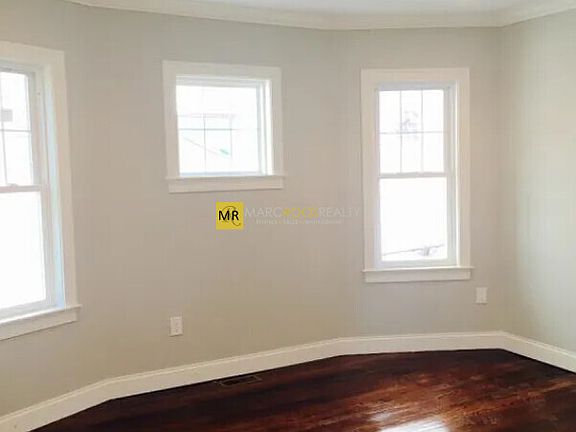 4th image of 49 Beech Glen St #3C