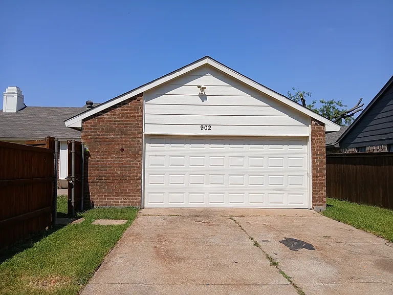 902 Rocky Creek Ln — Photo 19