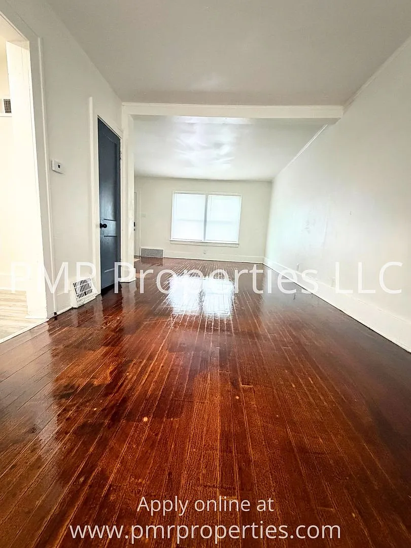 119 S. 8th Street — Photo 4