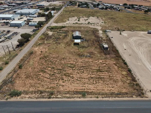 605 Sunset St, Andrews, TX 79714