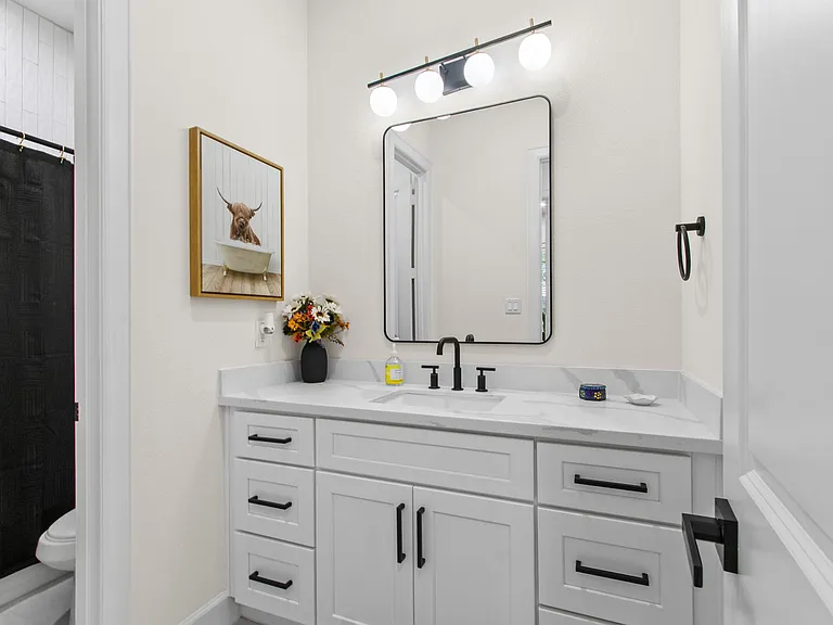 6521 Madrid St — Photo 32