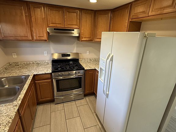 2nd image of 1150 Deseret Ave APT B