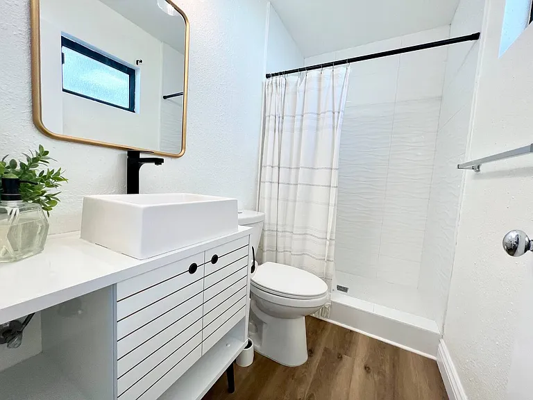 2306 E Finley Rd — Photo 9