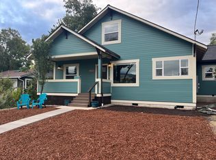 1298 Iowa St, Ashland, OR 97520