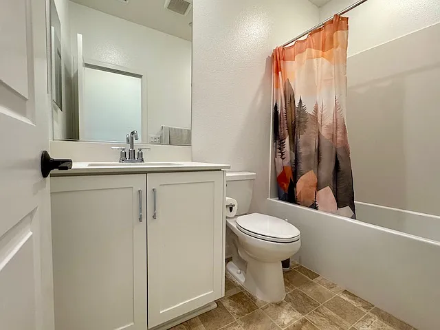 12210 Halle Way — Photo 10