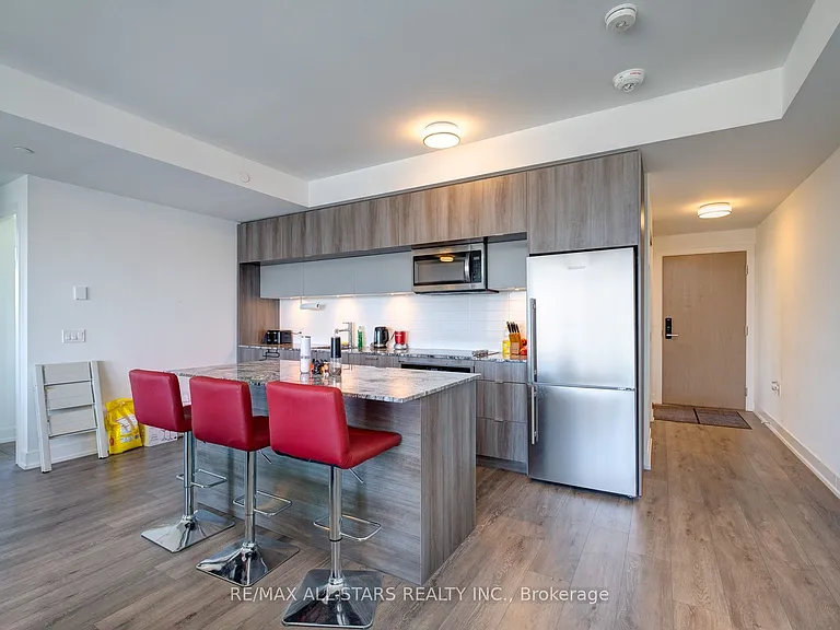 575 Bloor St E #2302 — Photo 5