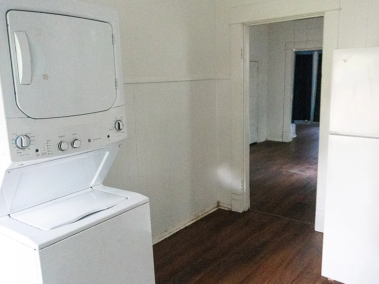 431 E Woodard St #101 — Photo 13