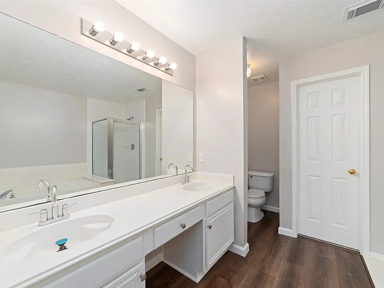 14431 Parkesgate Dr — Photo 29