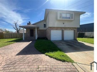 8119 Crestwick Dr, Houston, TX 77083